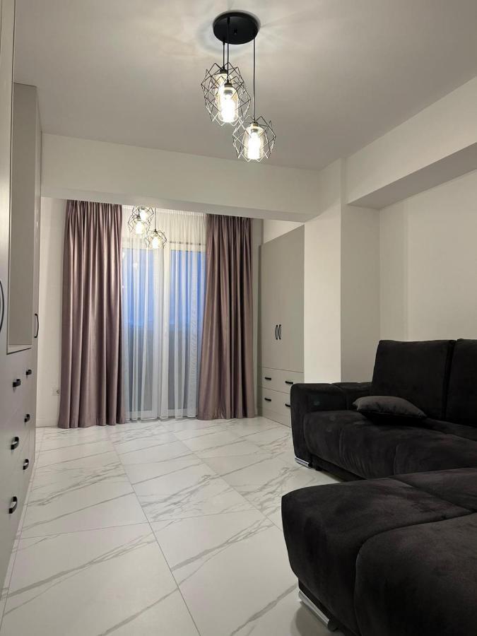 Luxury Studios Blvd. G. Enescu Suceava Exterior foto
